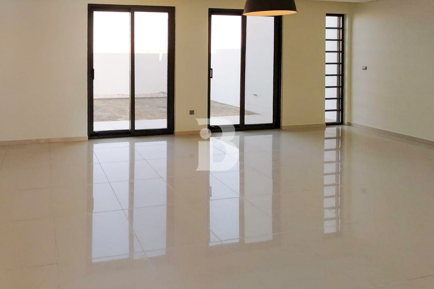 5 BED PLUS MAIDS | SPACIOUS | BEST RENTAL DEAL