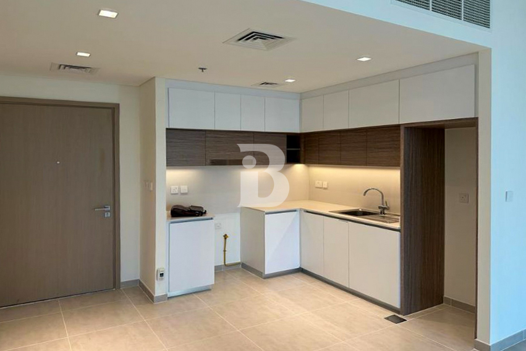 Community View | Unfurnished | Vacant 1BR