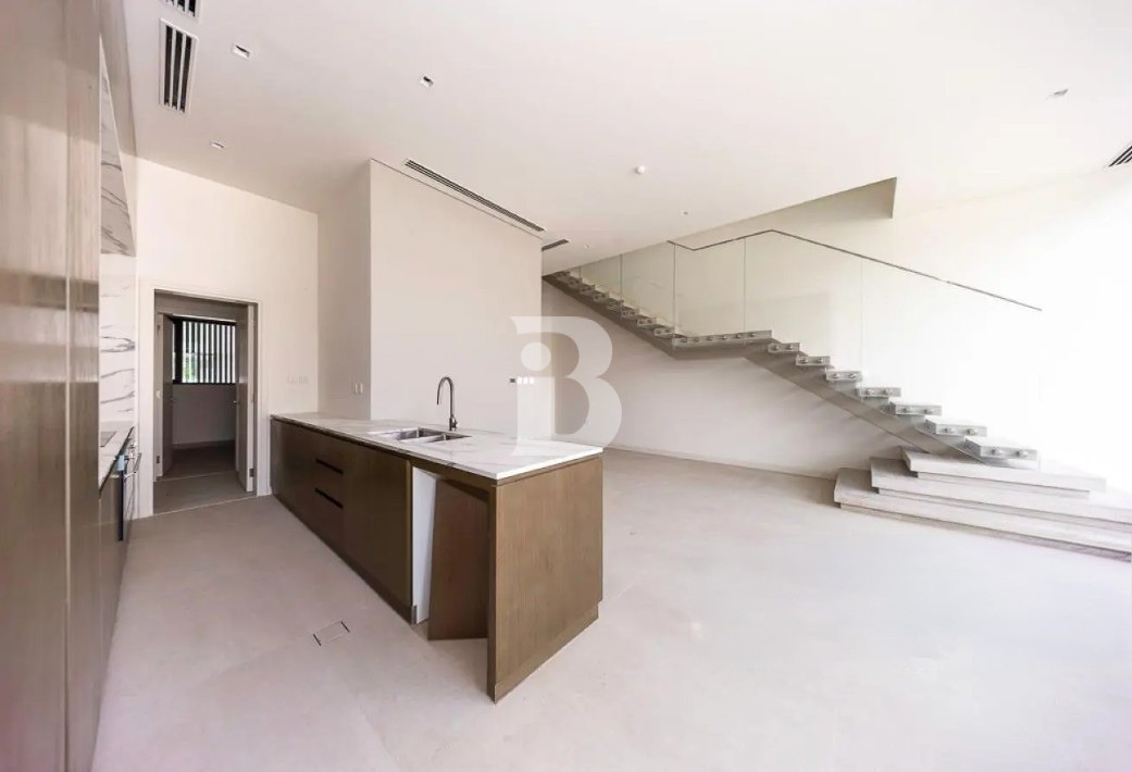 Stunning 3 Bedroom | Inquire Now | Vacant