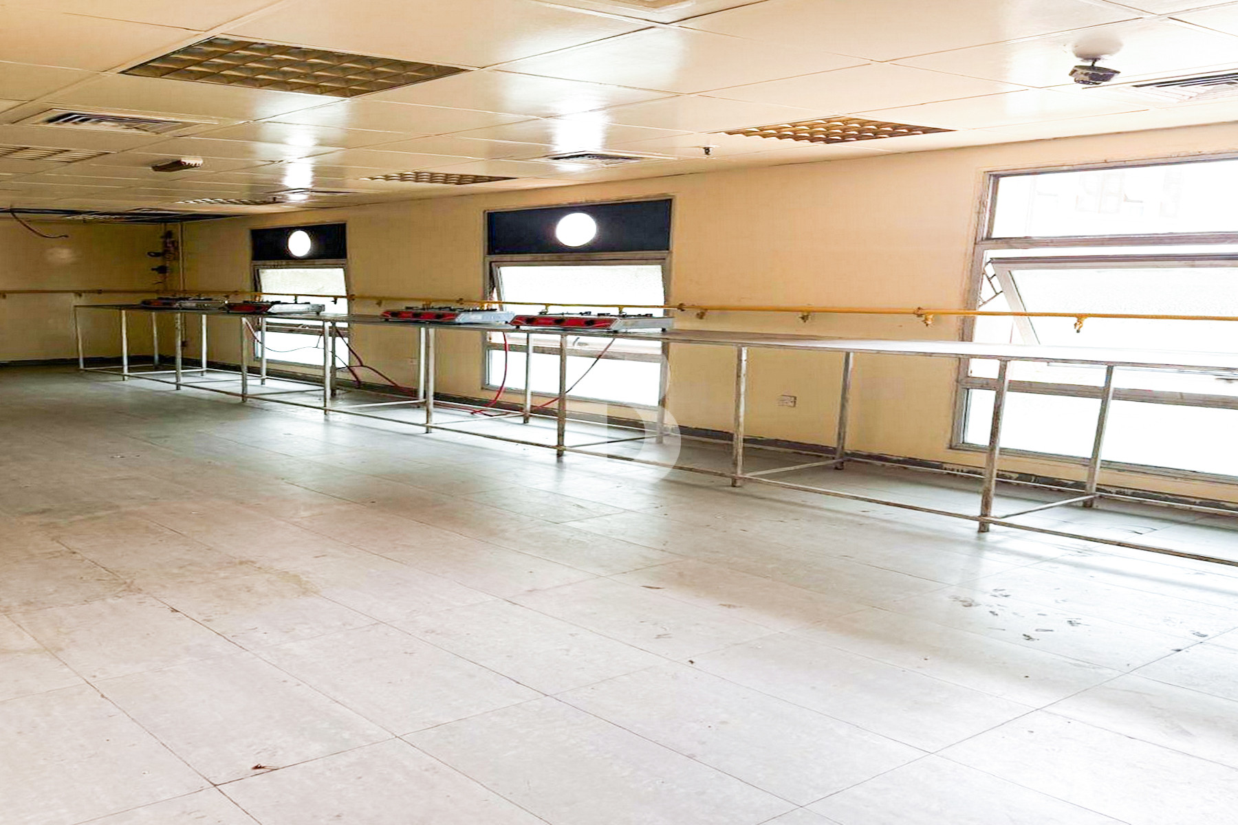 24 Rooms | 4 to 8 People Capacity | MOHRE Approve