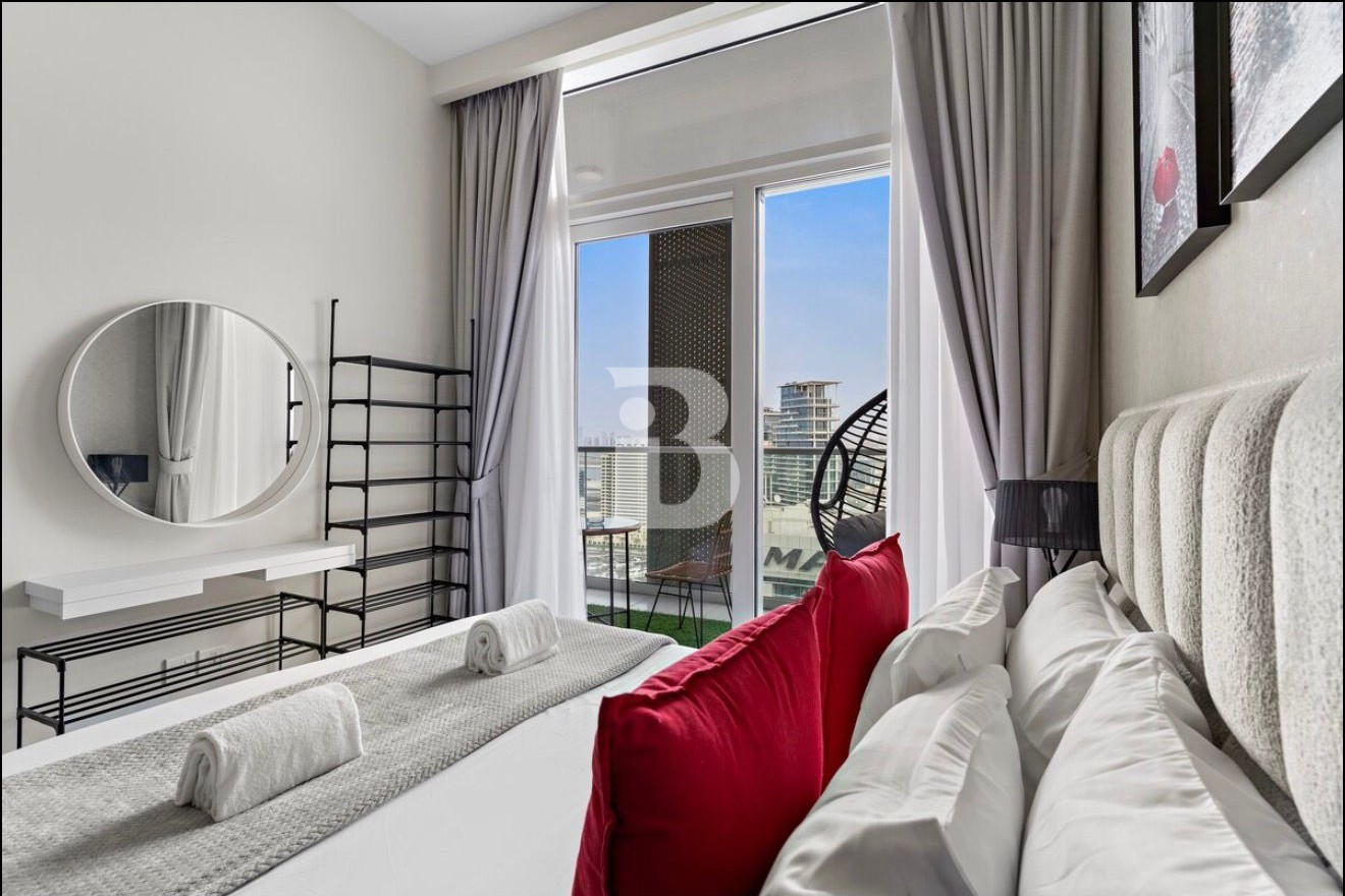 CANAL VIEW | FULLY FURNISHED | READY TO MOVE