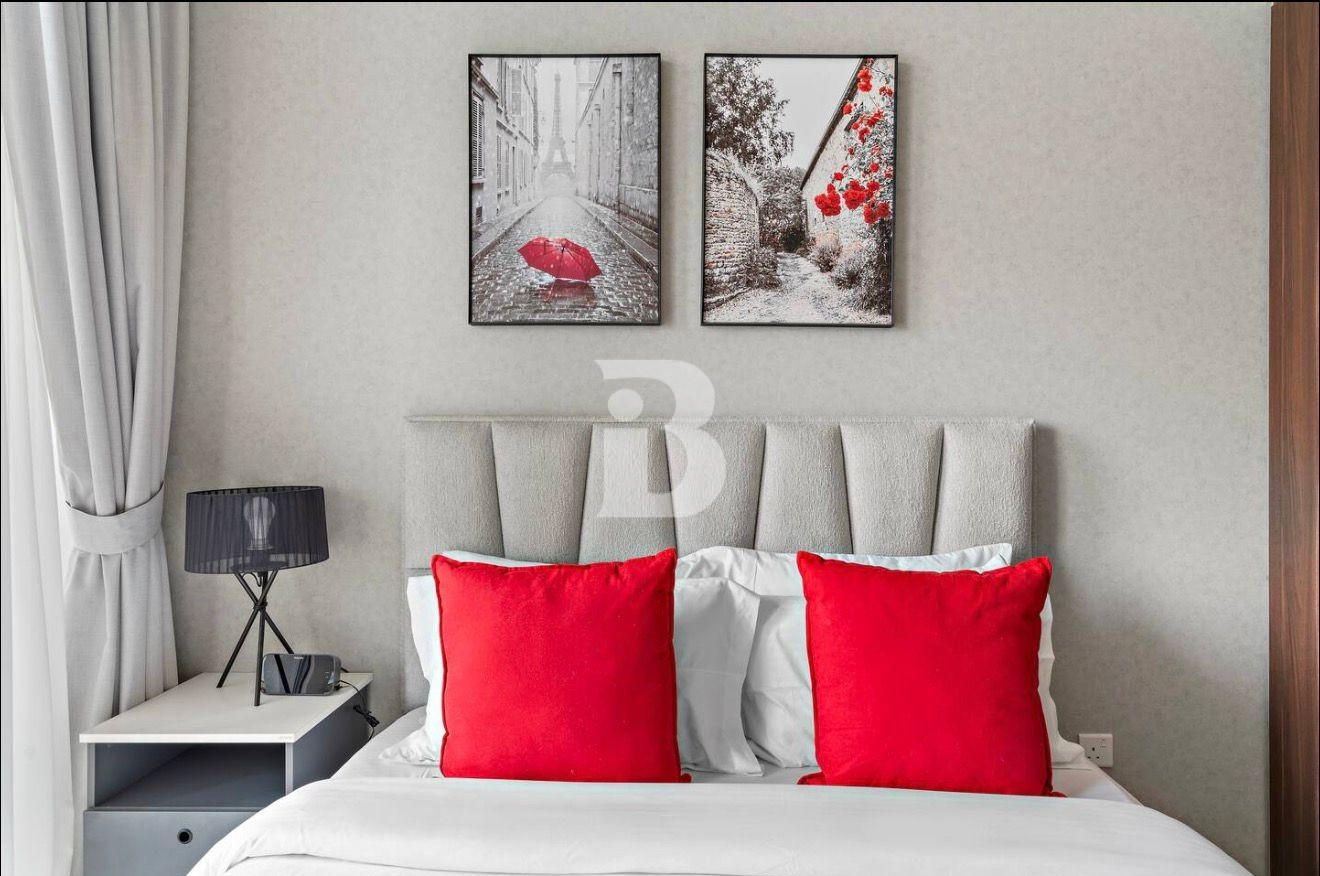 CANAL VIEW | FULLY FURNISHED | READY TO MOVE