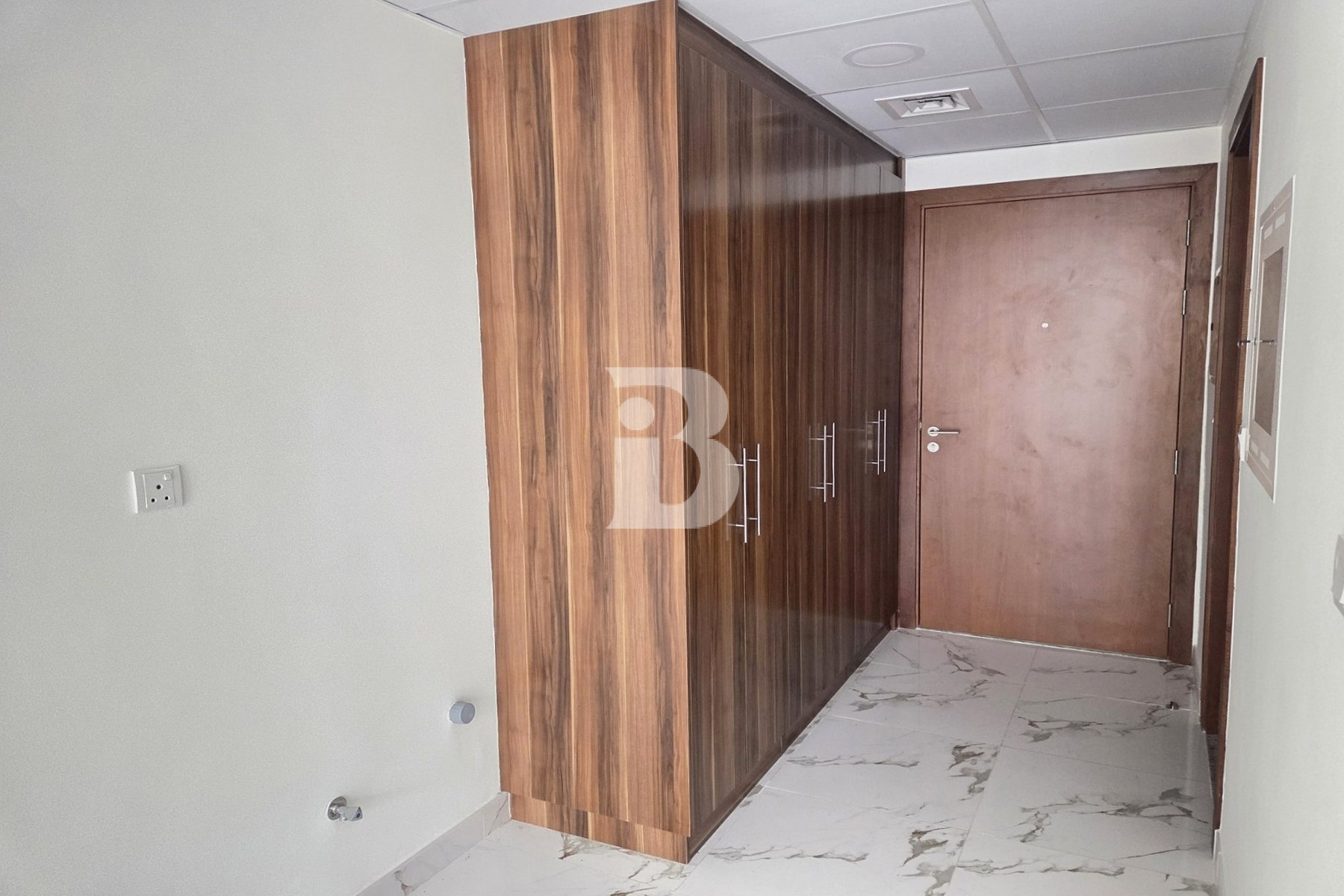 New Studio in New Marina for Rent