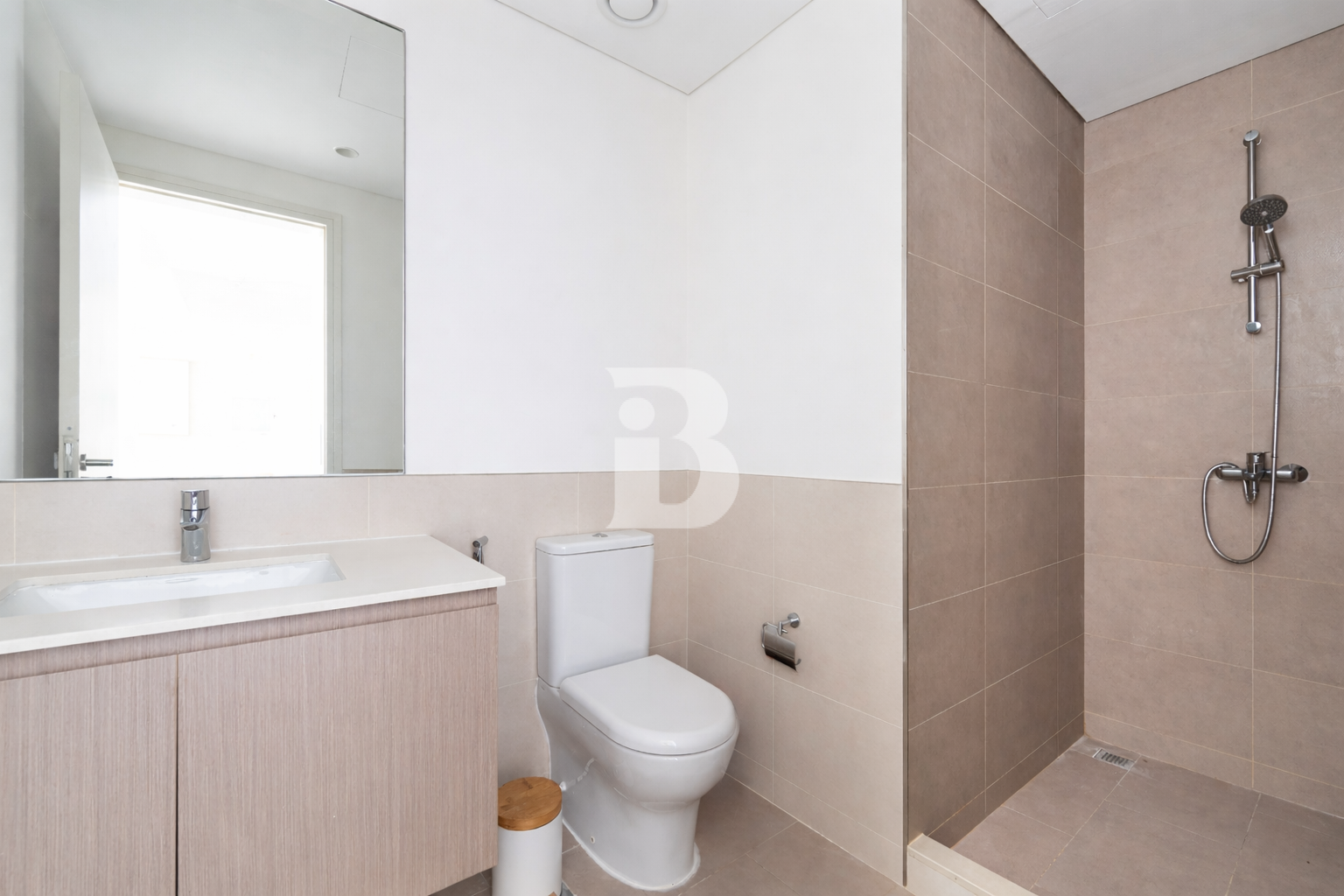 Ready to move | Spacious | High floor