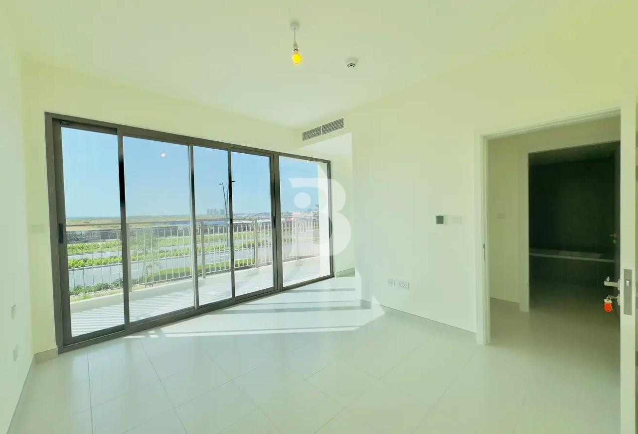 Close to amenities | Landscaped | Ready to Move