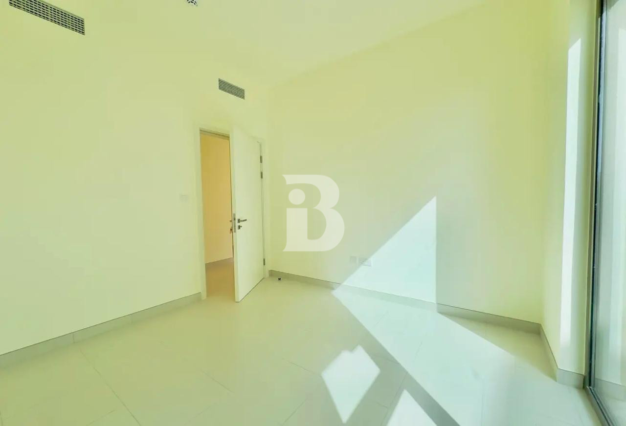 Close to amenities | Landscaped | Ready to Move