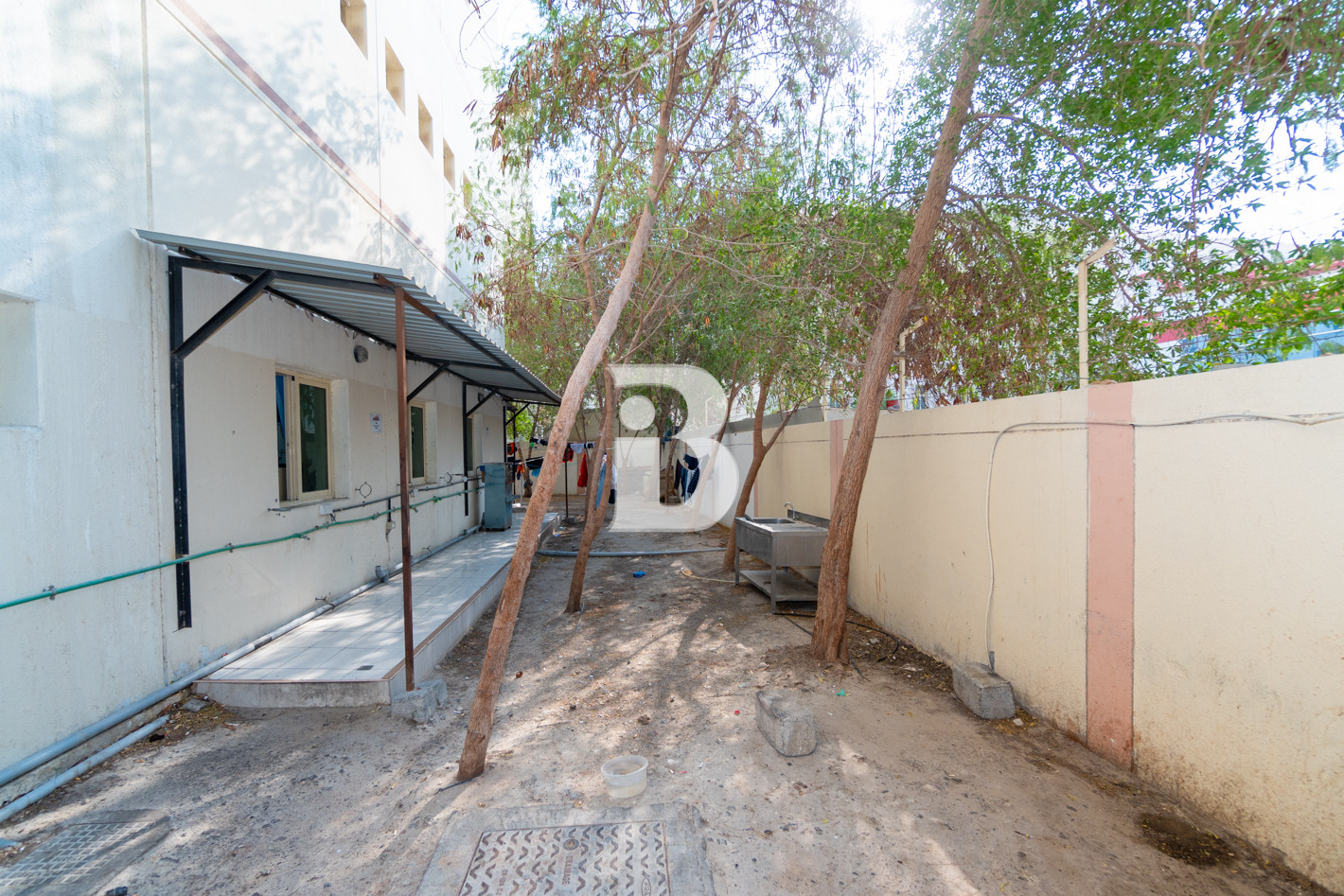 Well-maintained Quality of Labor Accommodation