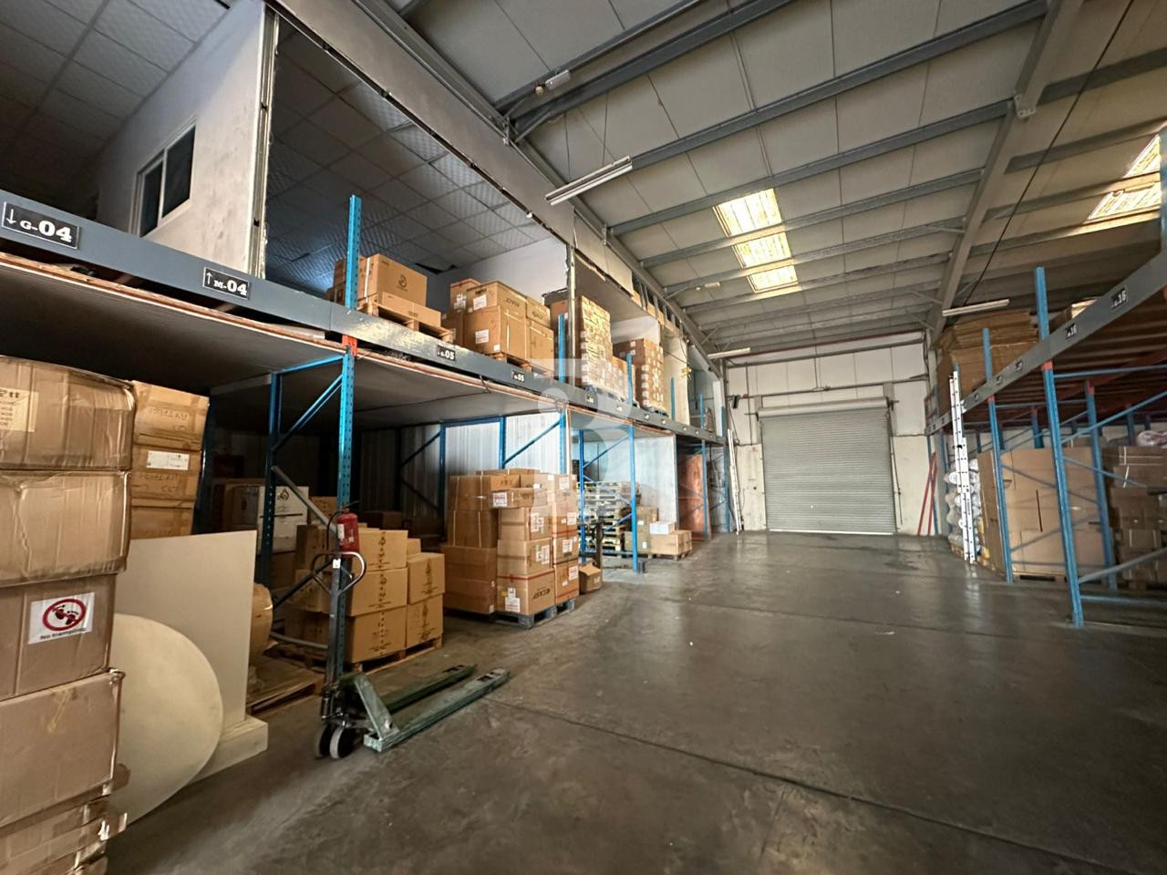 Premium Showroom + Warehouse | High Ceiling
