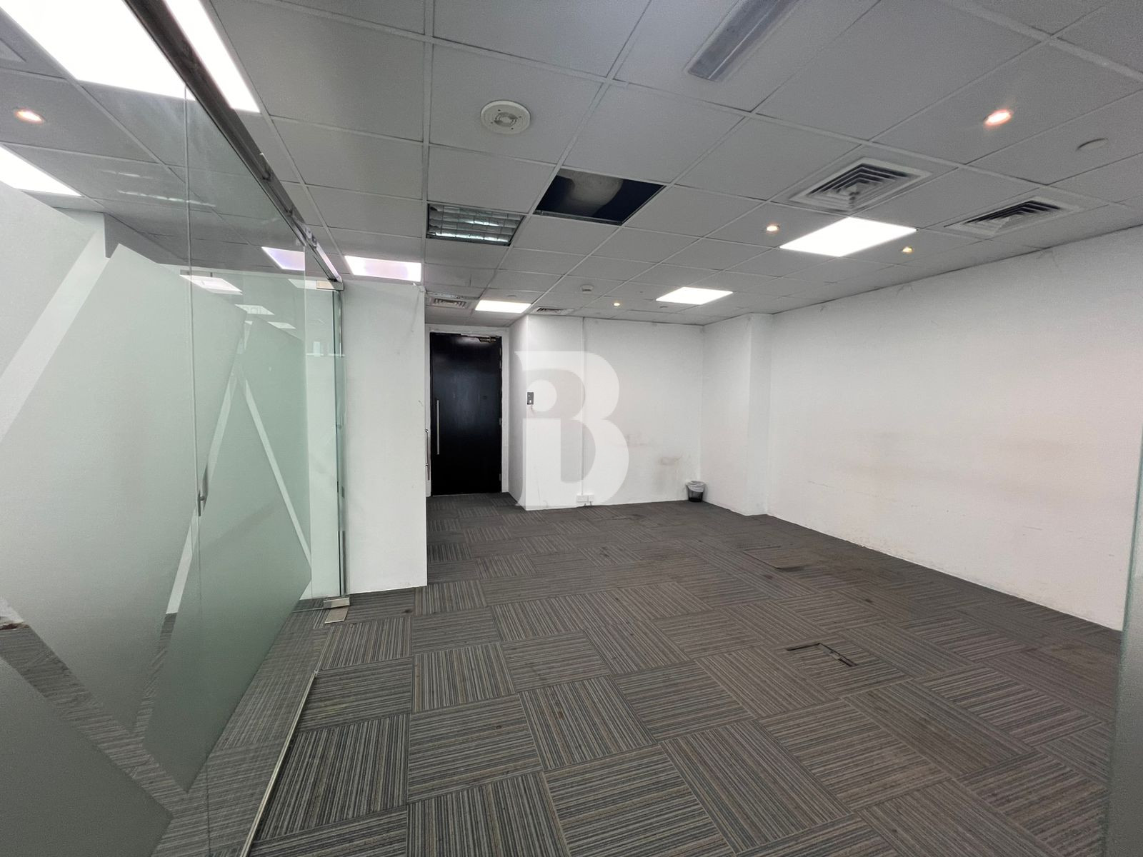 Iconic Address | Prime Location | Ready Office