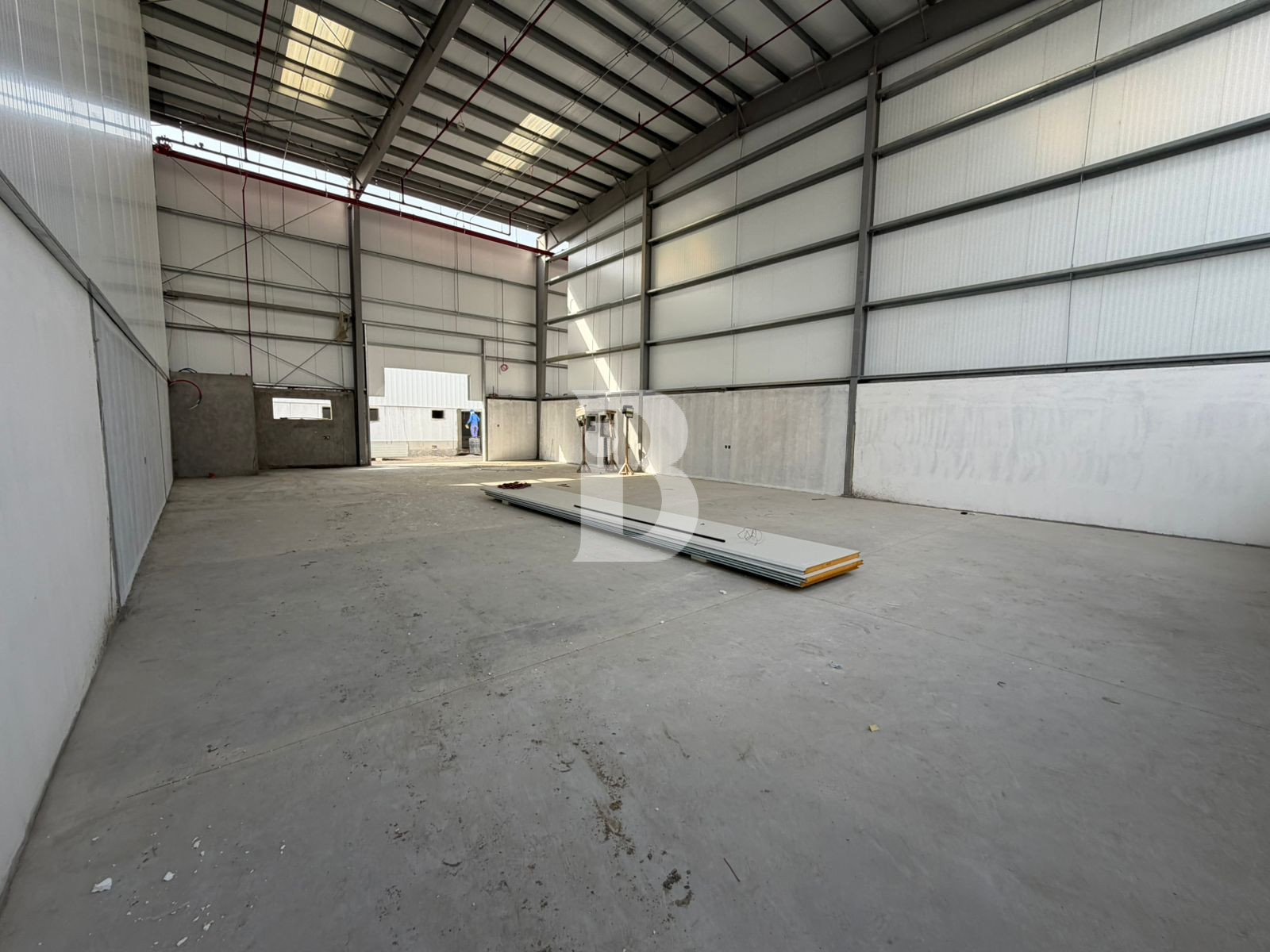 Brand new 2871 sqft Warehouse in DIP