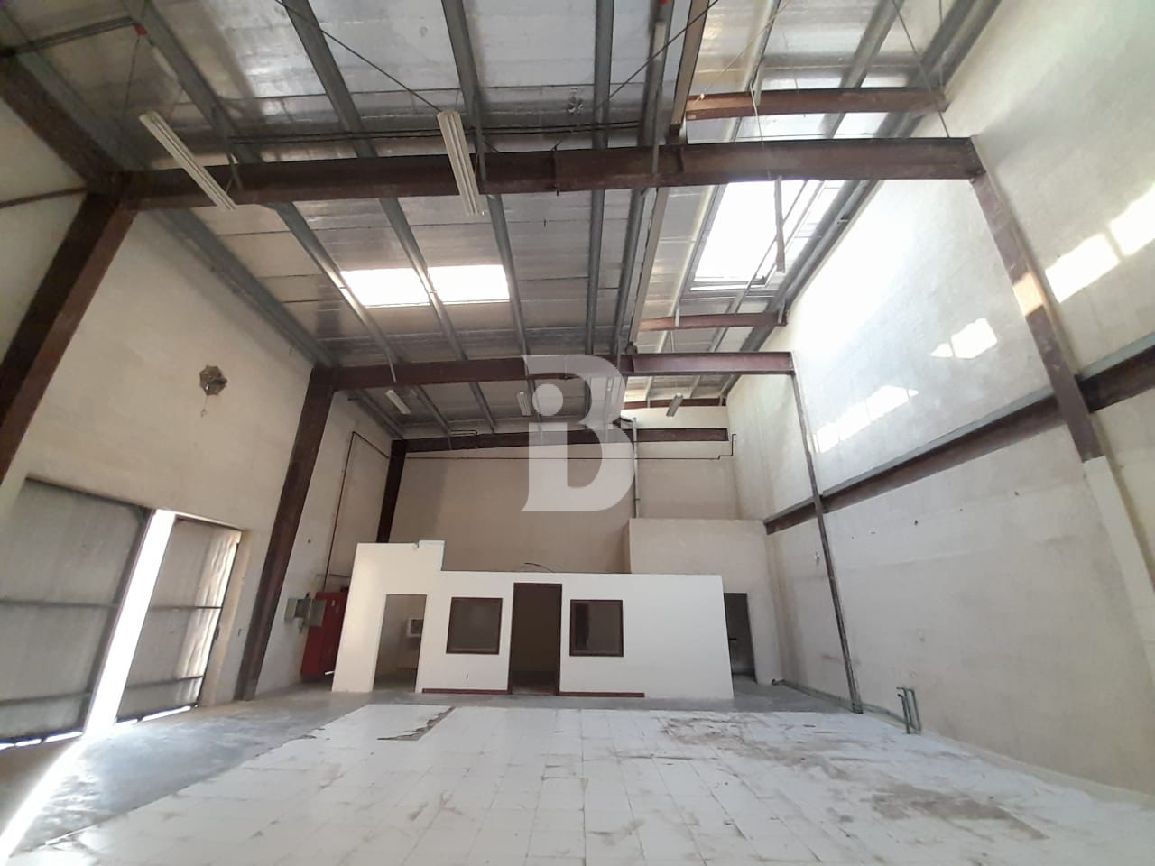 Only 150 k yearly 1865 Sqft Warehouse in DIP
