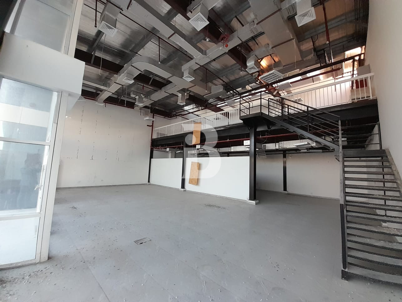 Road Facing 3453 sqft Showroom in DIP 1