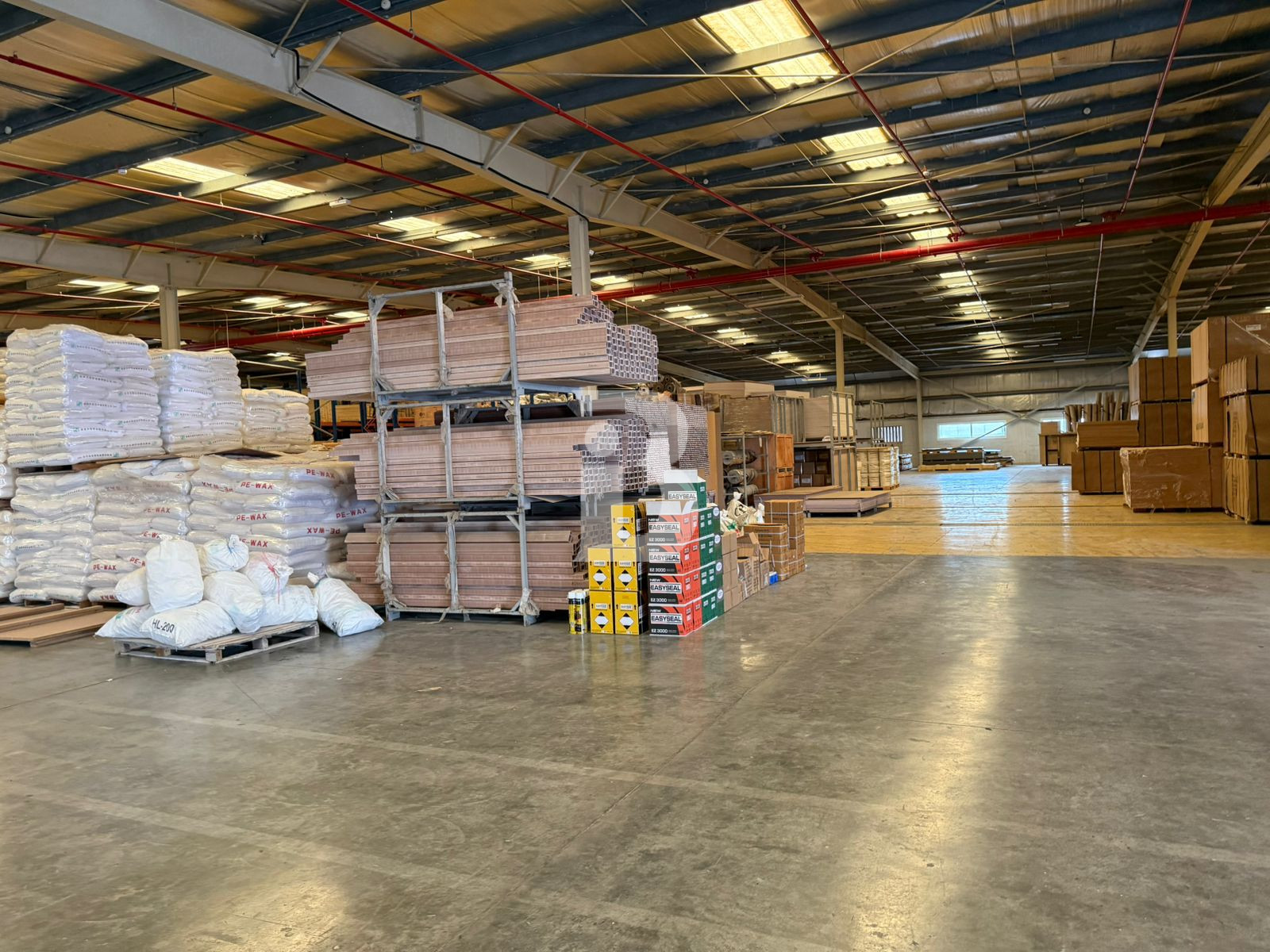 JAFZA Industrial Warehouse | 2000 KW Power