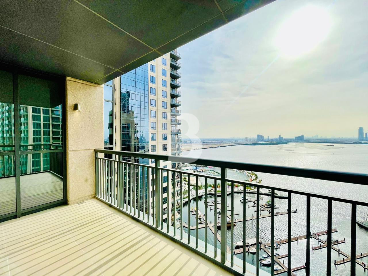 Premium Waterfront |MidFloor Unit |HighEnd Living