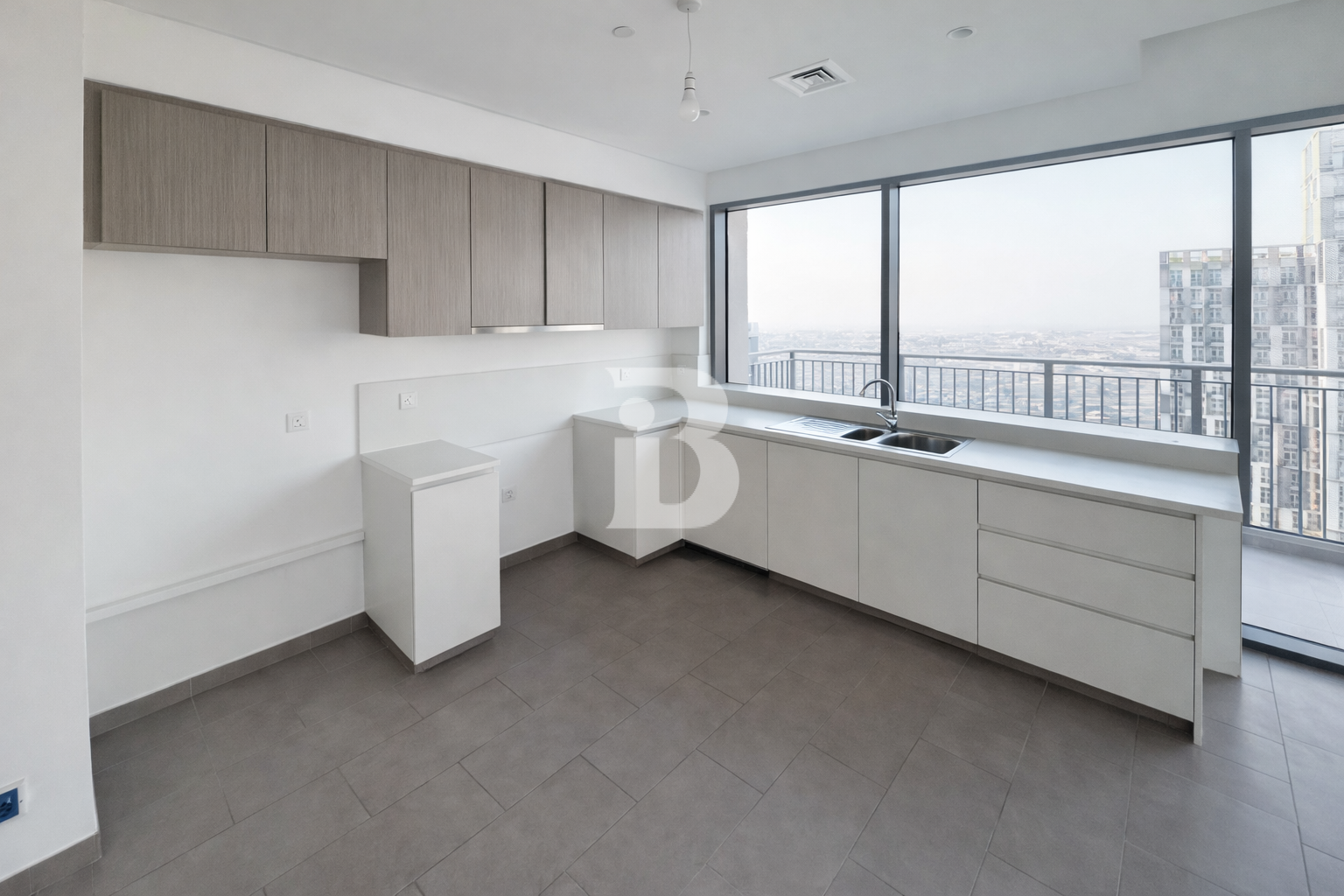 Ready to move | Prime Location | Spacious