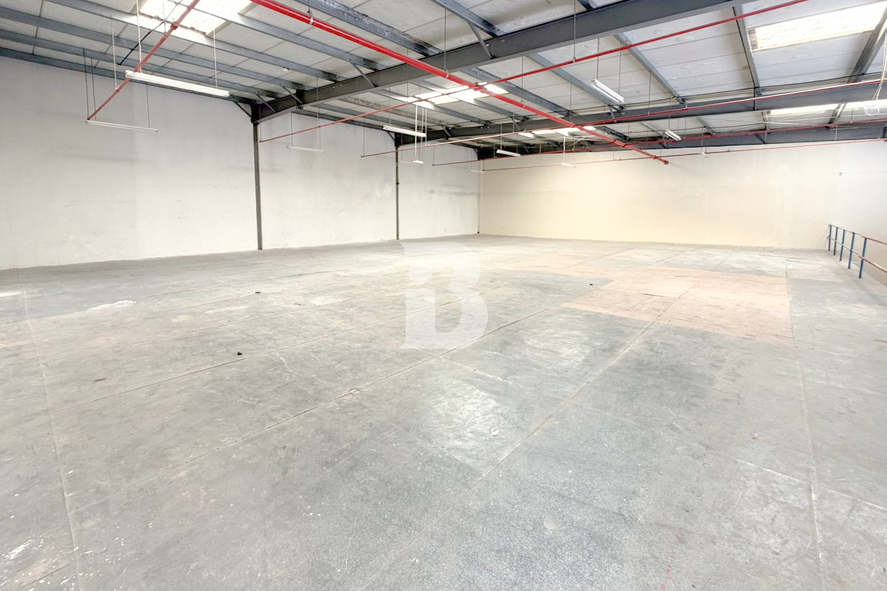 Free Mezzanine 3650 sqft Ground warehouse in DIP