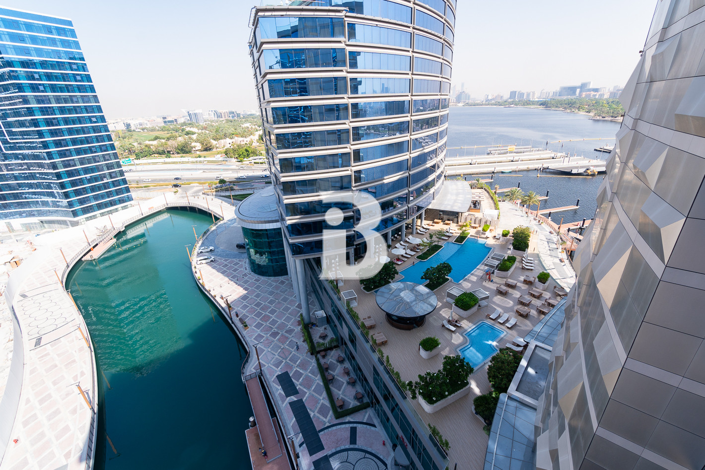 Luxury Living | Simplex | Panoramic View