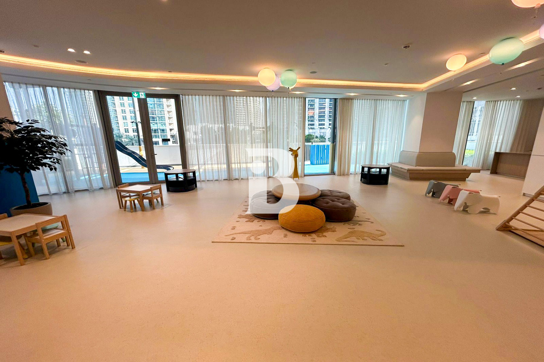 CLASSY 1BR | LOW PRICE | DOWNTOWN | DEAL