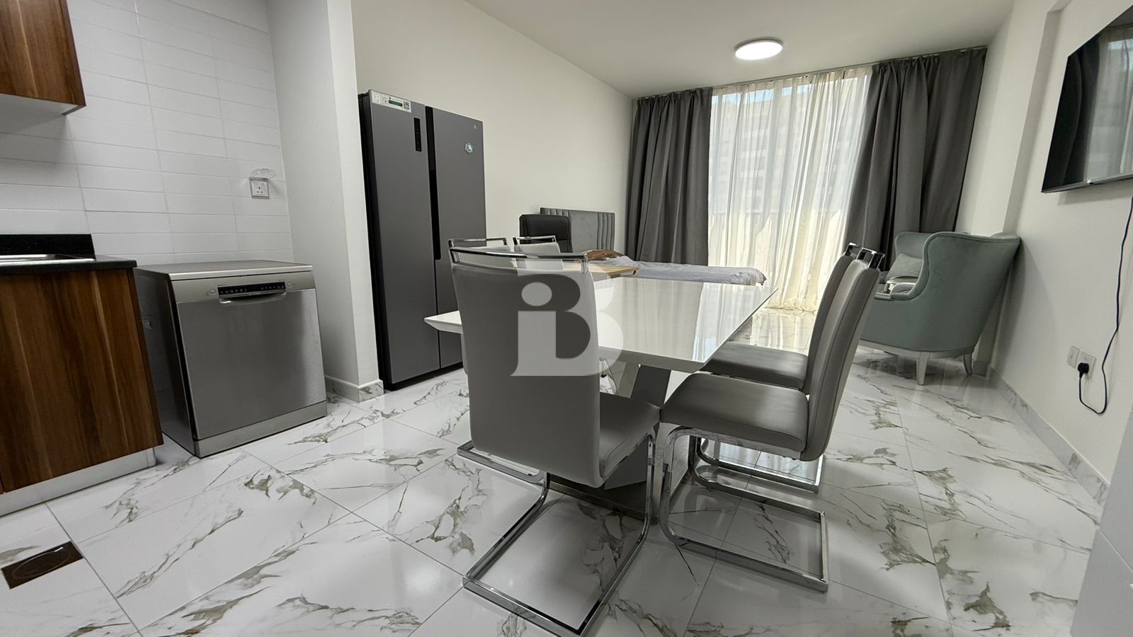 Modern Studio | Fully Furnished | Nice Layout