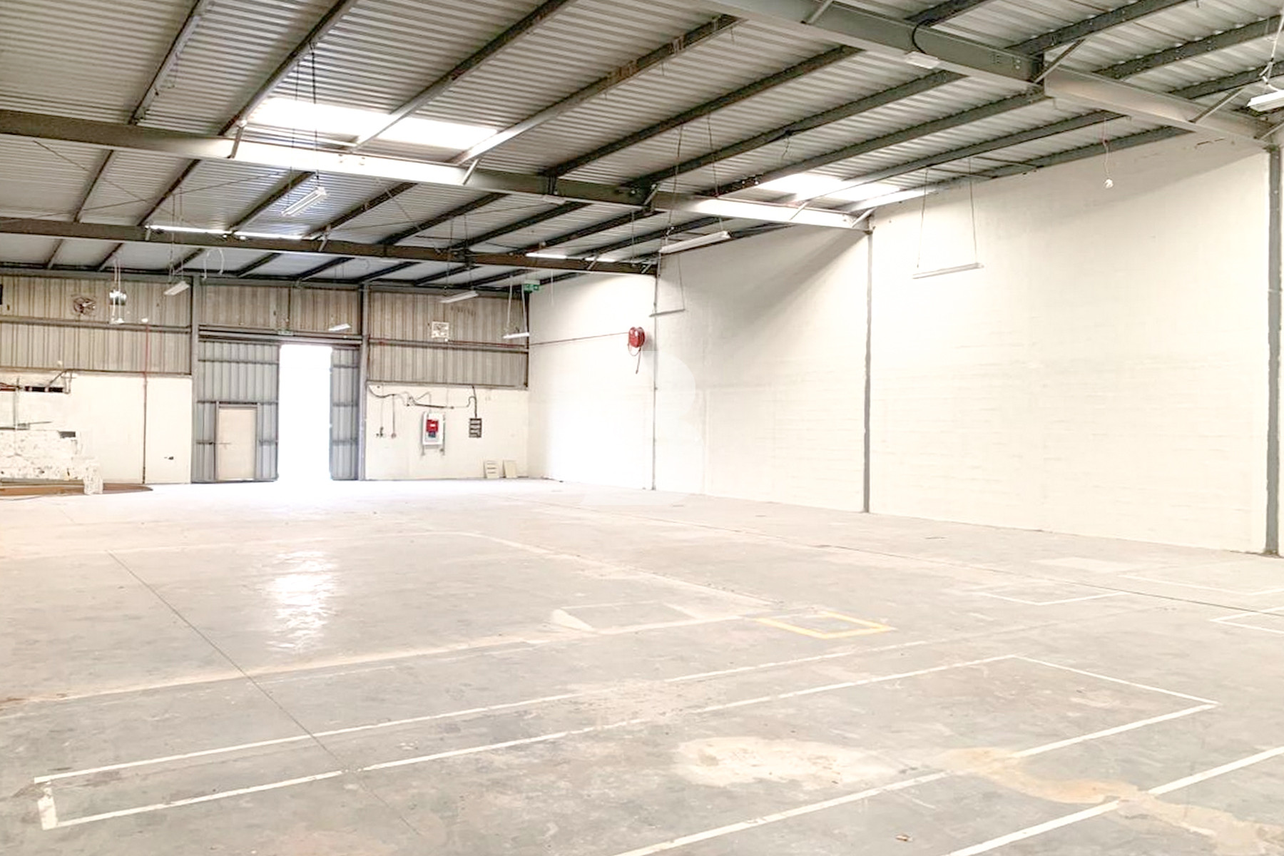 Prime Warehouse  in Al Quoz | High Visibility