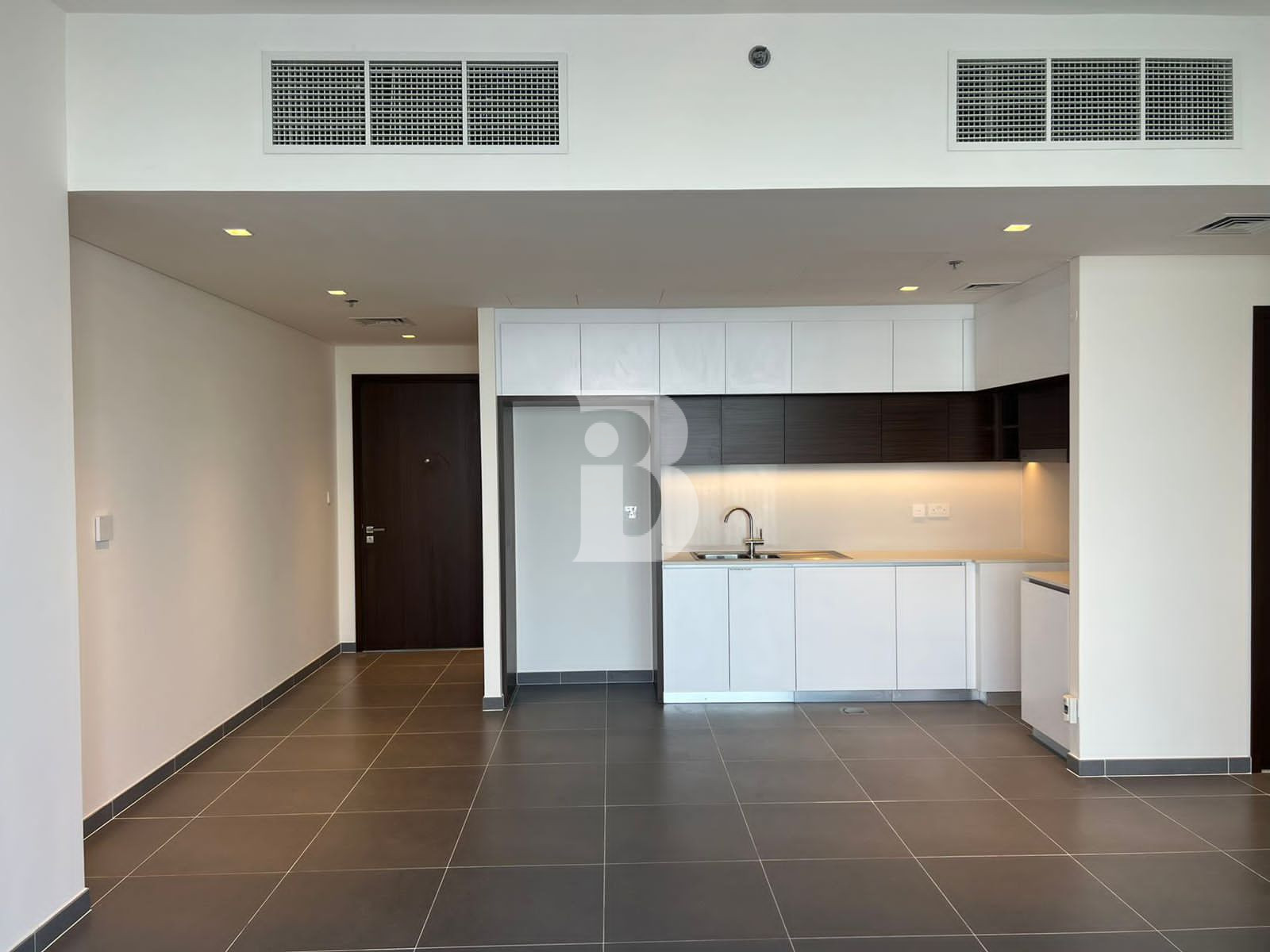 High Floor/Great Views/Flexible Payment.