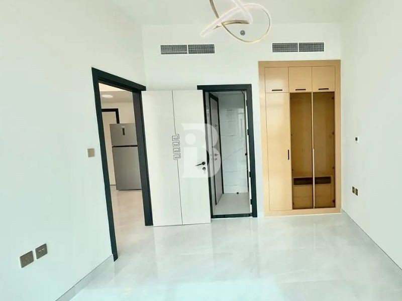 READY TO MOVE | SPACIOUS 1BR | BRAND NEW