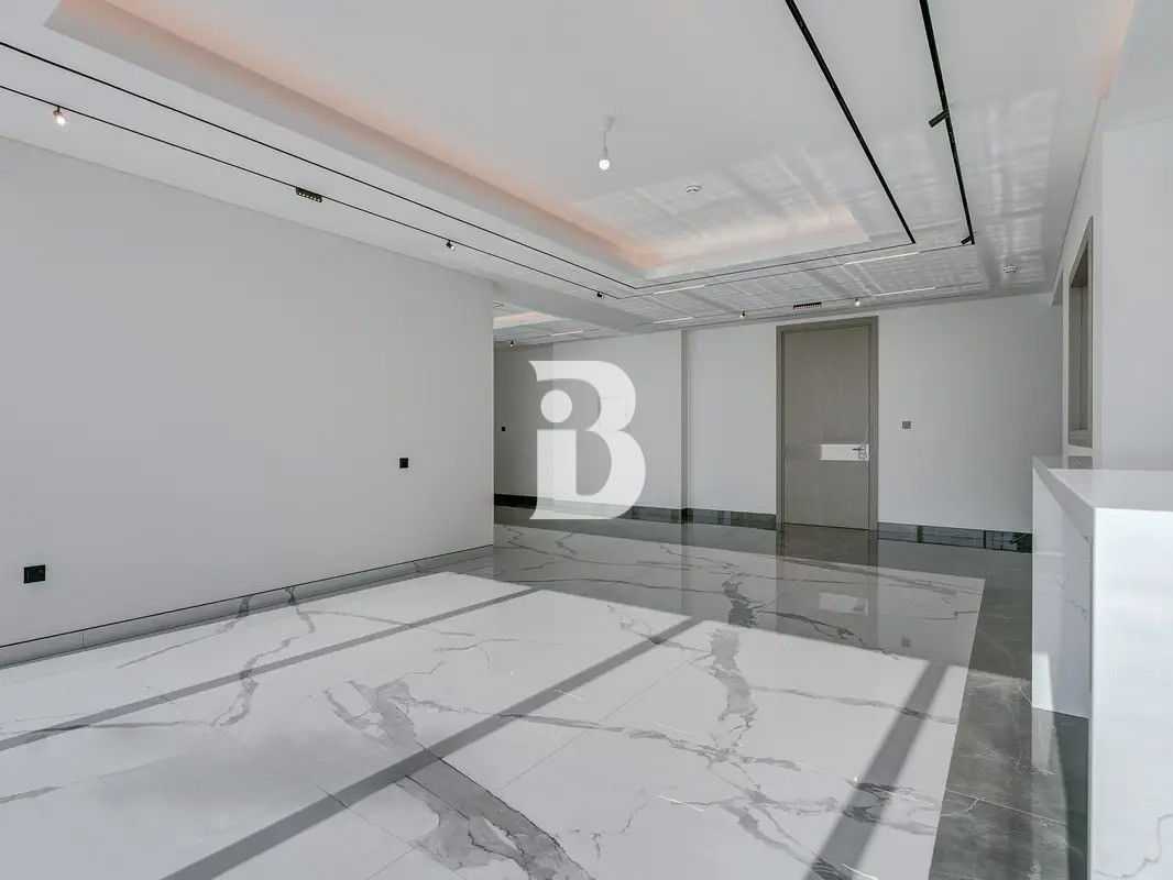 FULL BUILDING AVAILABLE I SPECIALIST I CALL NOW