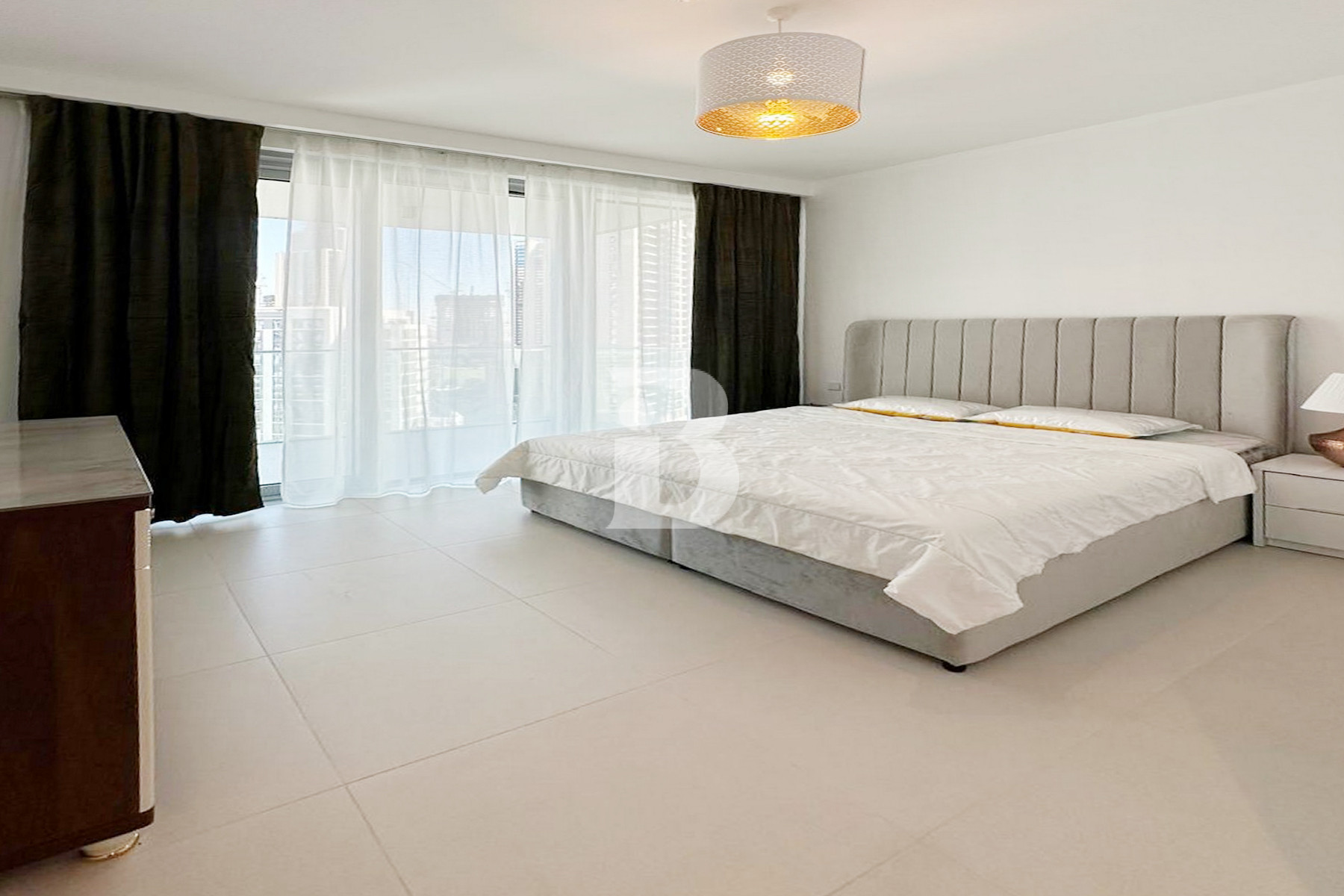 Spacious Layout | Fully Furnished | Available Now