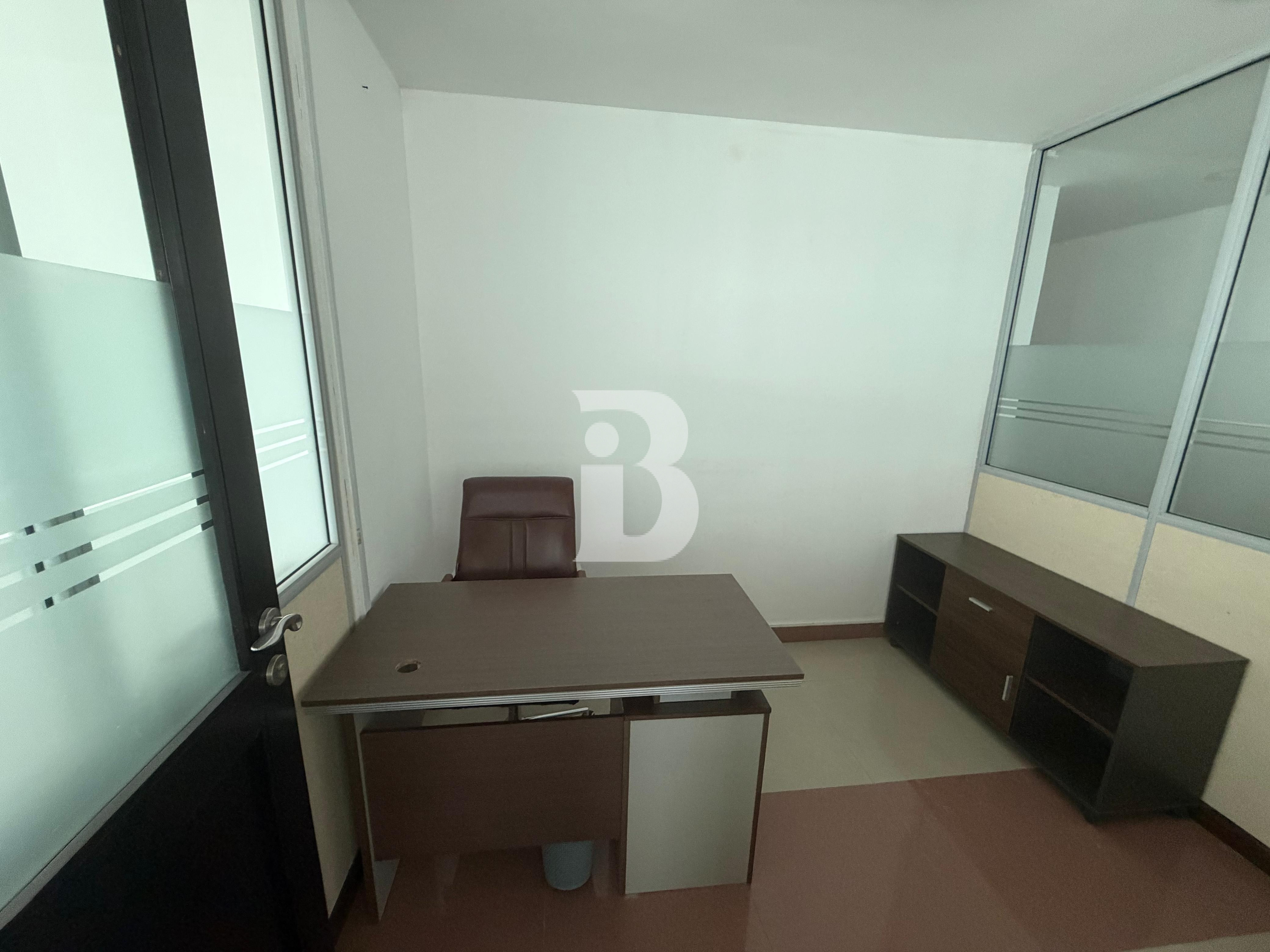 Near Metro | High Floor | Prime Location