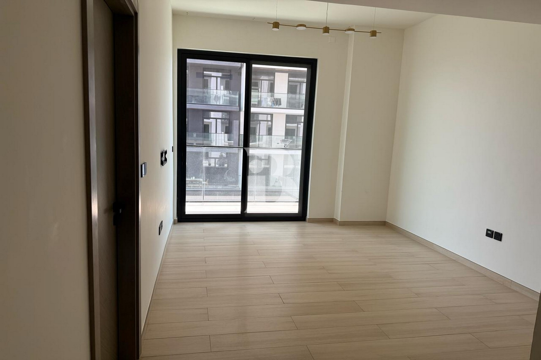 Kitchen Appliances - Un-Furnished - Ready To Move