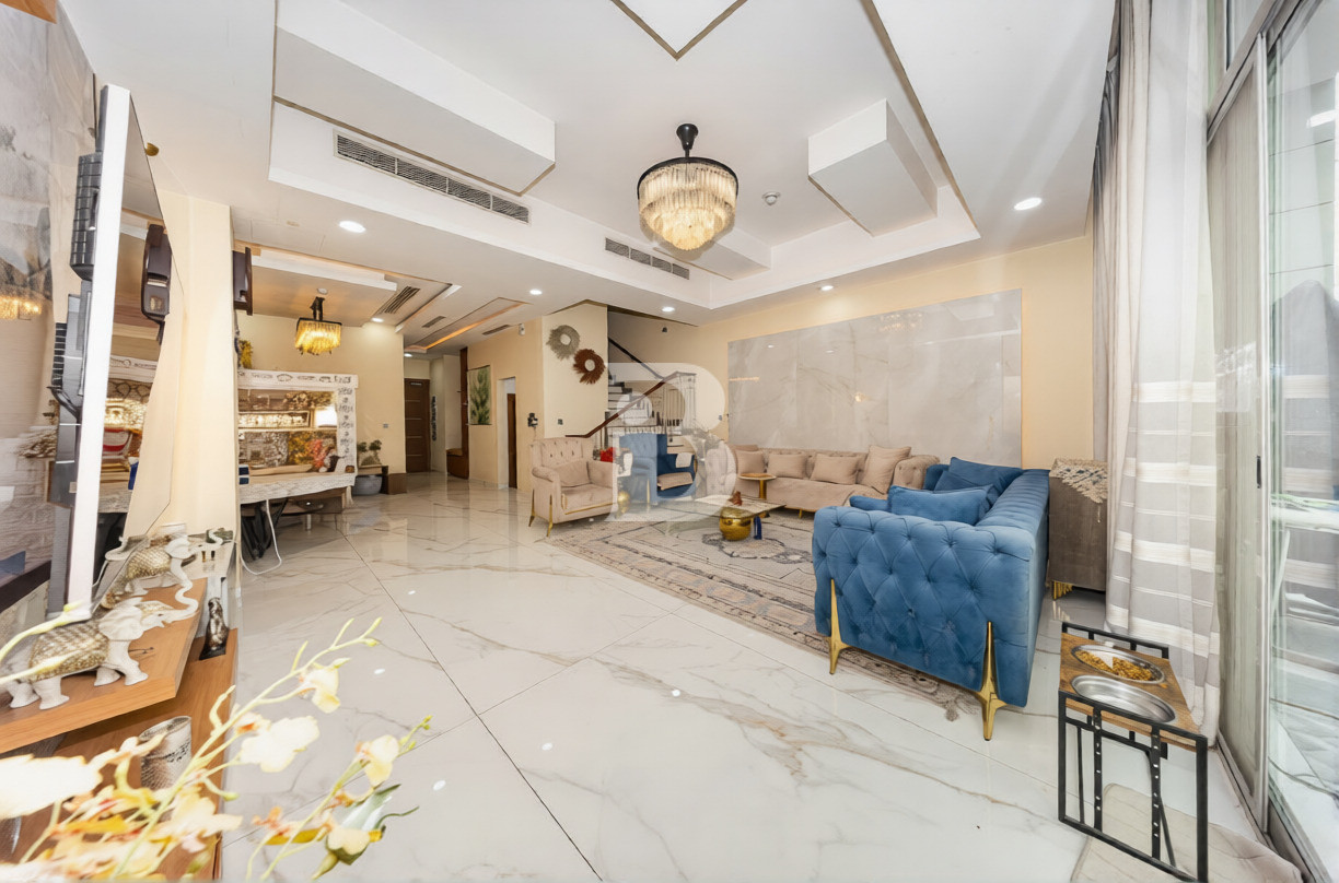 UPGRADED | VASTU | ON THE PARK | BEST DEAL