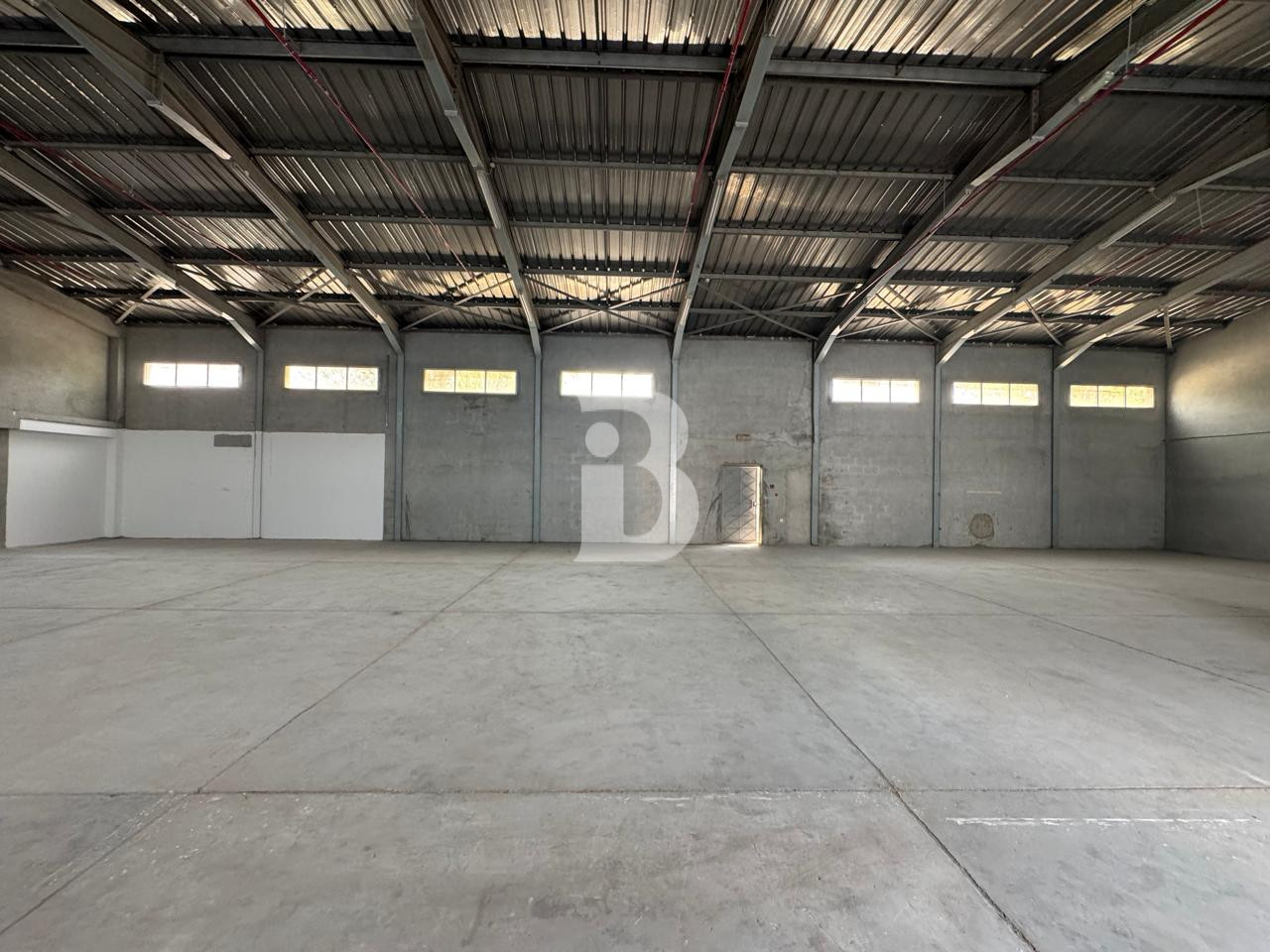 WAREHOUSE & OPEN YARD | GREAT PRICE | PRIME AREA