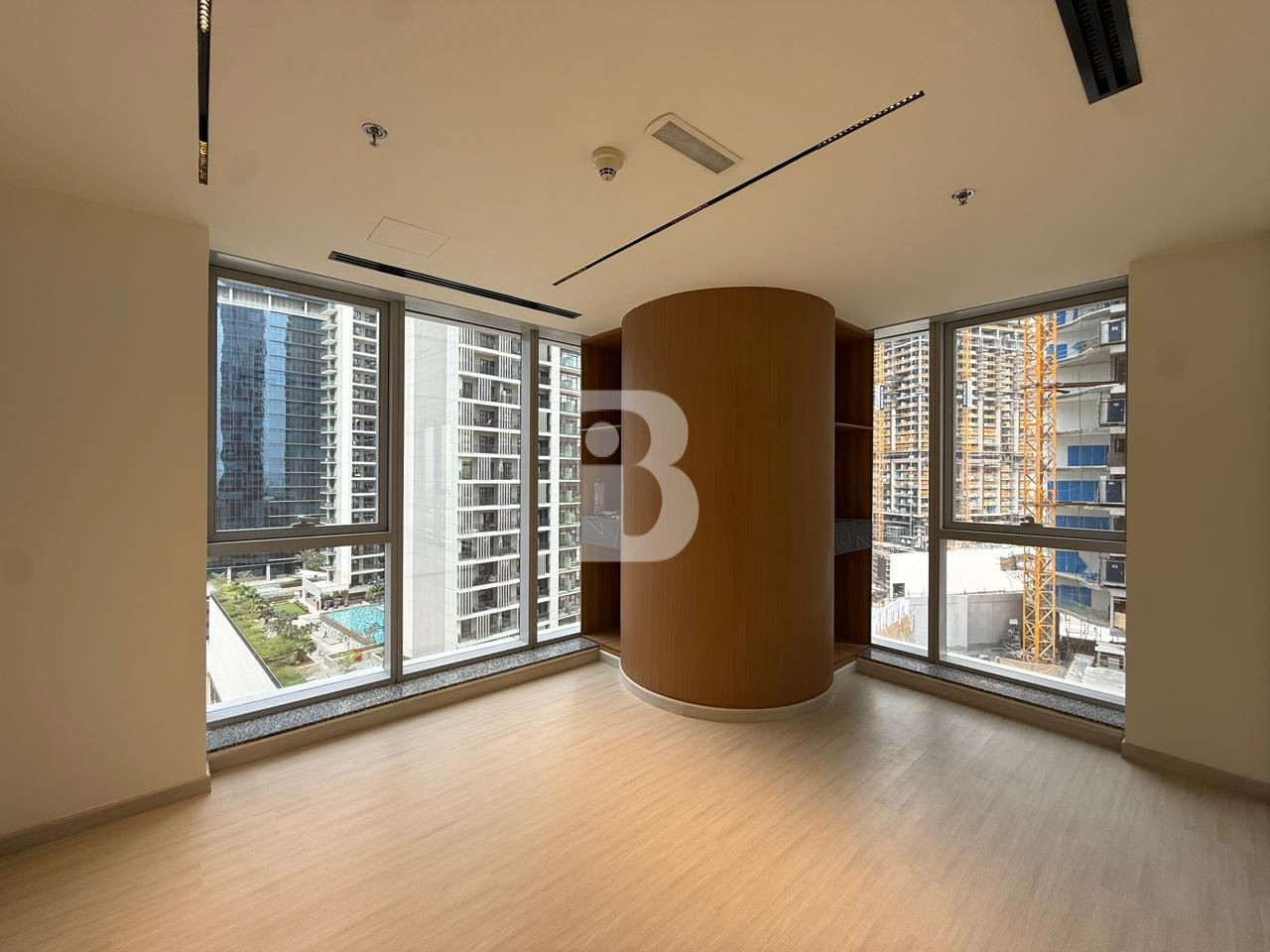 Premium Upgraded | Vacant | Elite Business Address