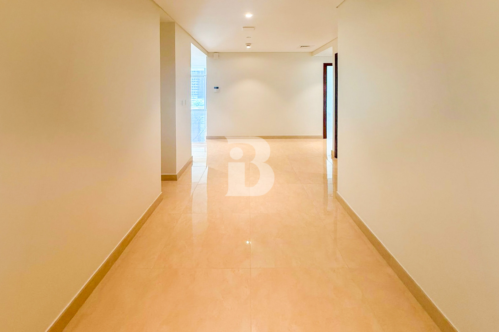 BRAND NEW | SPACIOUS | READY TO MOVE IN