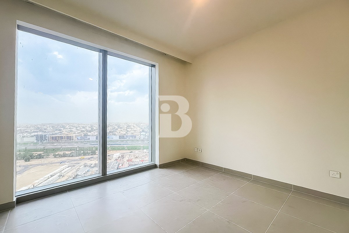 Unfurnished | High Floor | Chiller Free