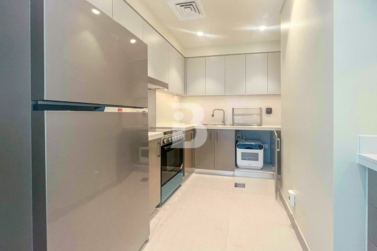 Unfurnished | High Floor | Chiller Free