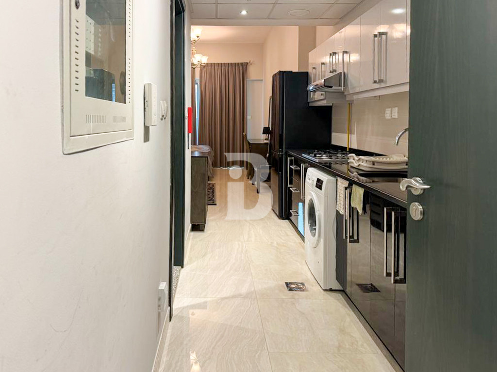 LUXURY LARGE STUDIO | MODERN FURNISHED | HOT DEAL