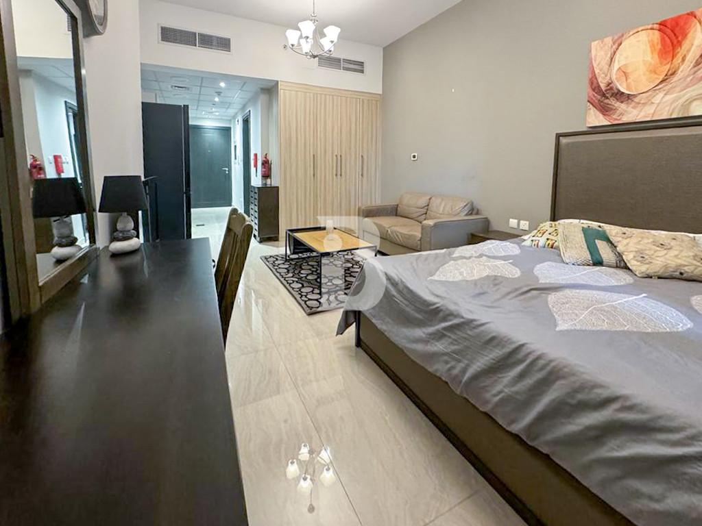 LUXURY LARGE STUDIO | MODERN FURNISHED | HOT DEAL