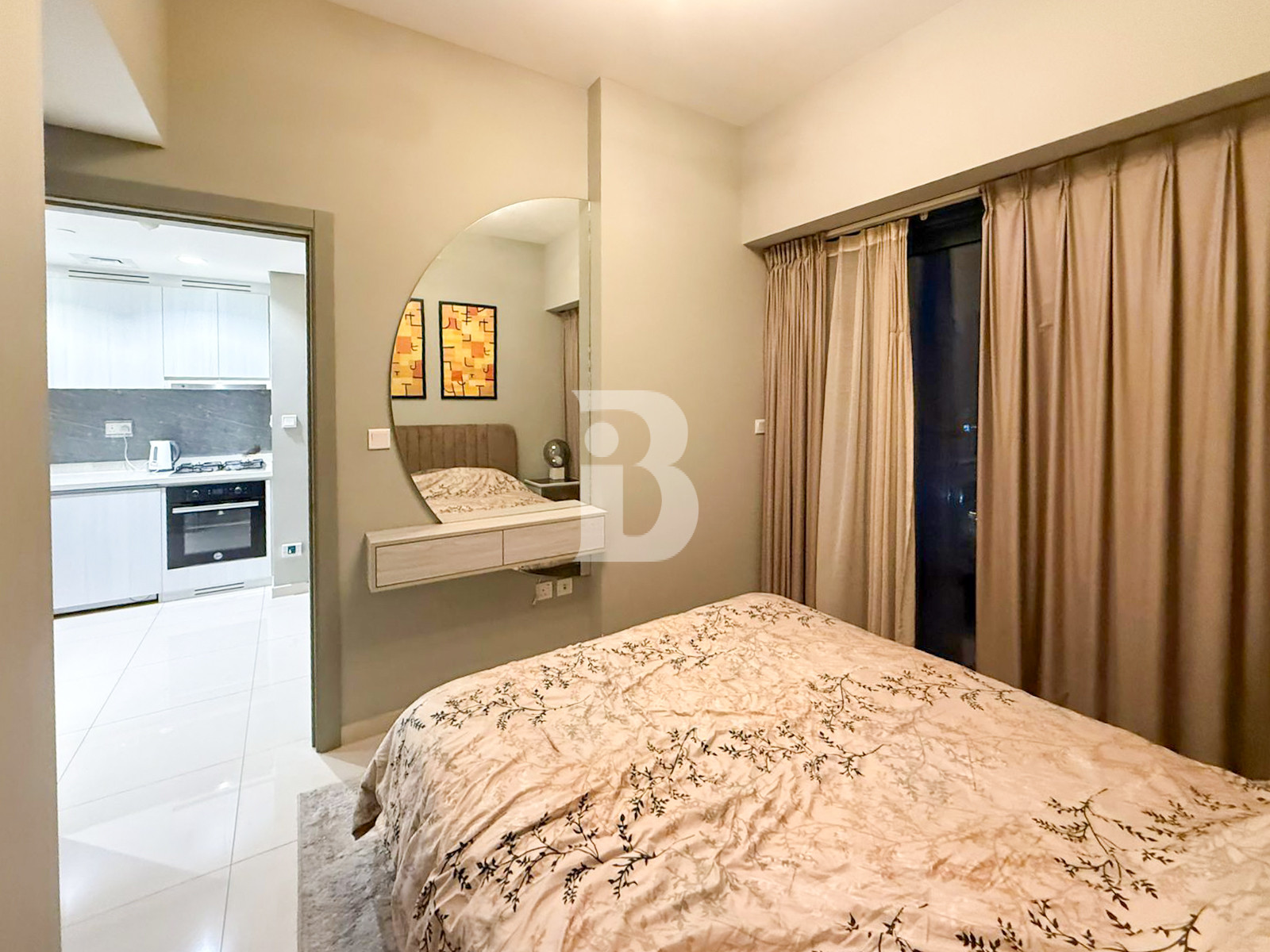 MODERN FURNISHED 1BR | CANAL VIEW | HIGH FLOOR