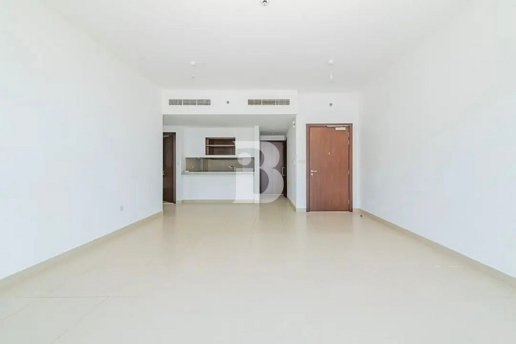Vacant | Bright Layout | Prime Location