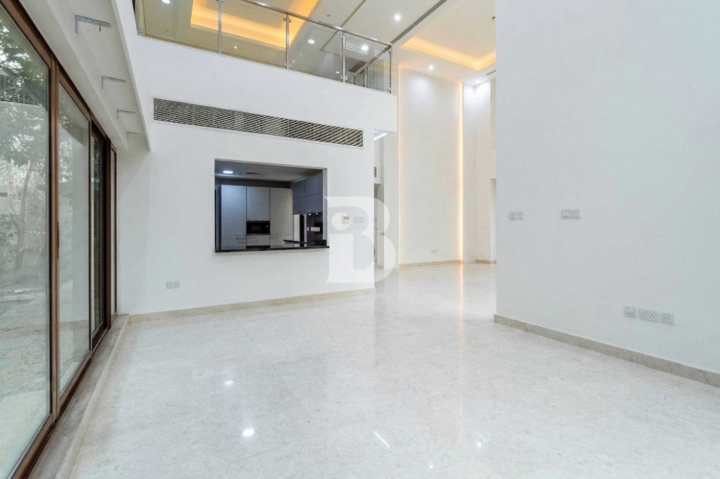 Priced to Sell | Vacant| Huge Layout