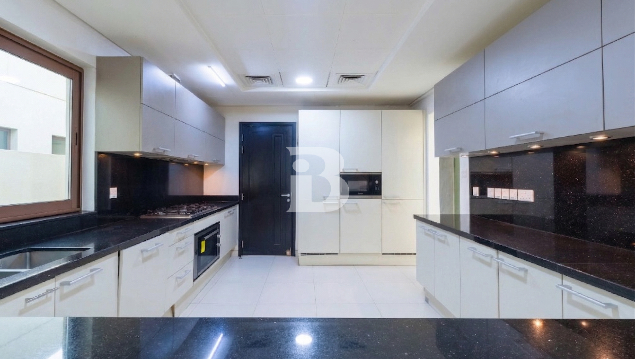 Priced to Sell | Vacant| Huge Layout