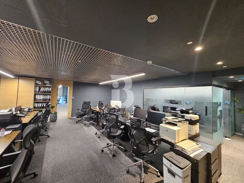 High-End Office | Breathtaking Views | Furnished 2