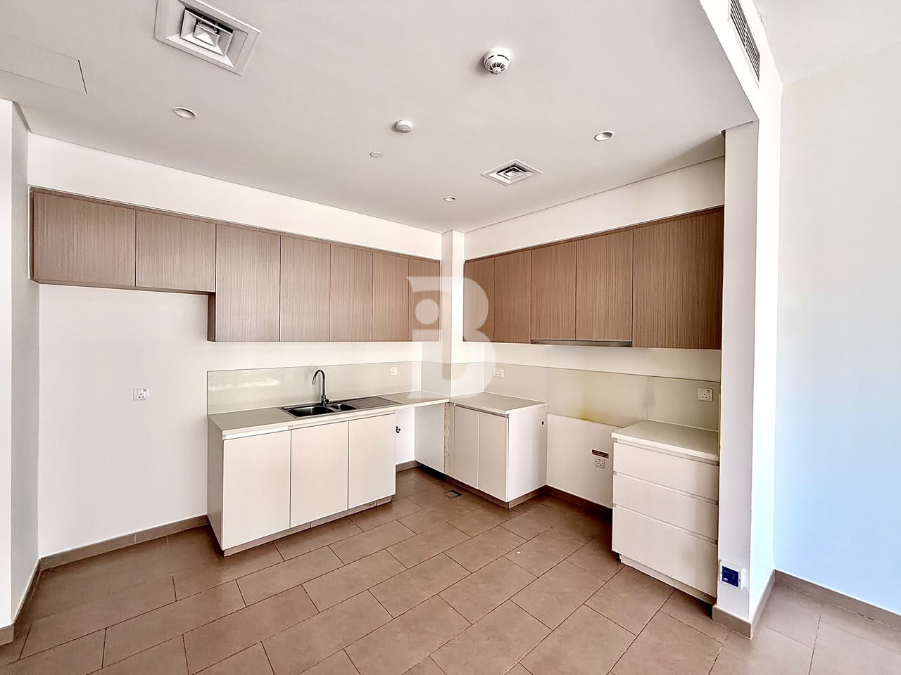 Spacious | Prime Location | Ready to move