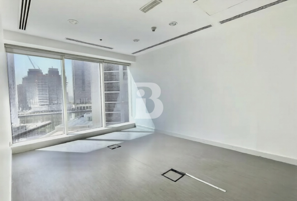 Fully Fitted | Canal View | Vacant | Spacious