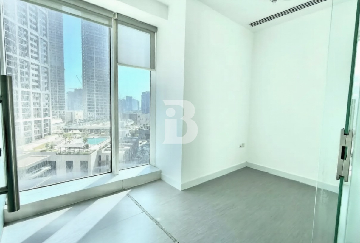 Fully Fitted | Canal View | Vacant | Spacious