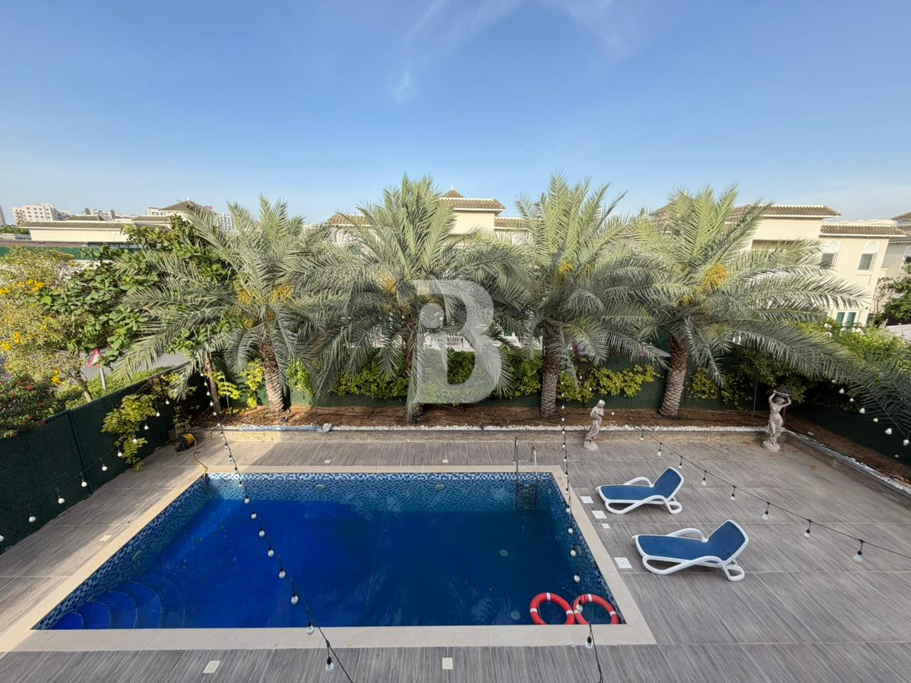 4BR+M| PRIVATE POOL| LUSH GARDEN| CORNER UNIT