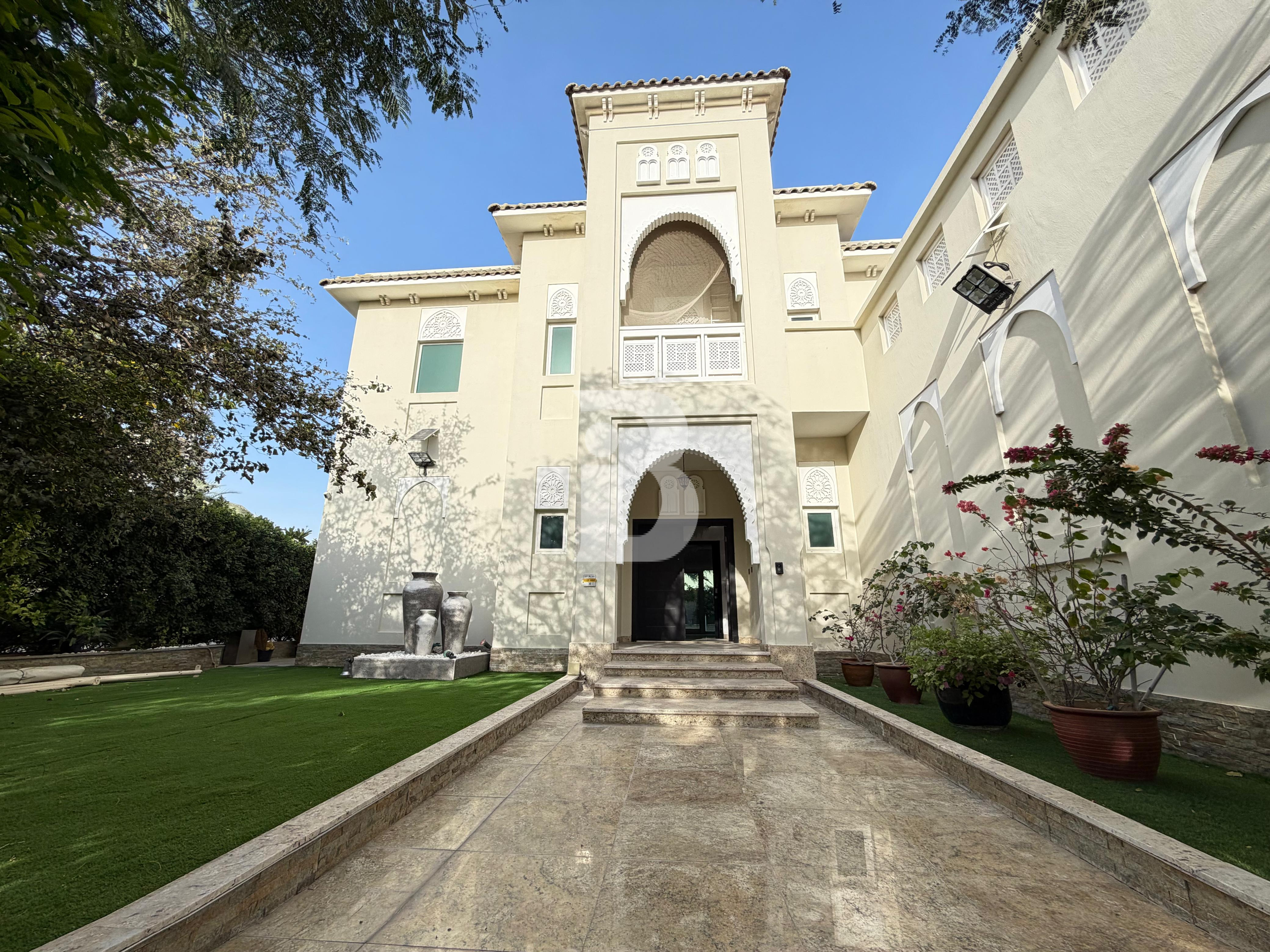 4BR+M| PRIVATE POOL| LUSH GARDEN| CORNER UNIT