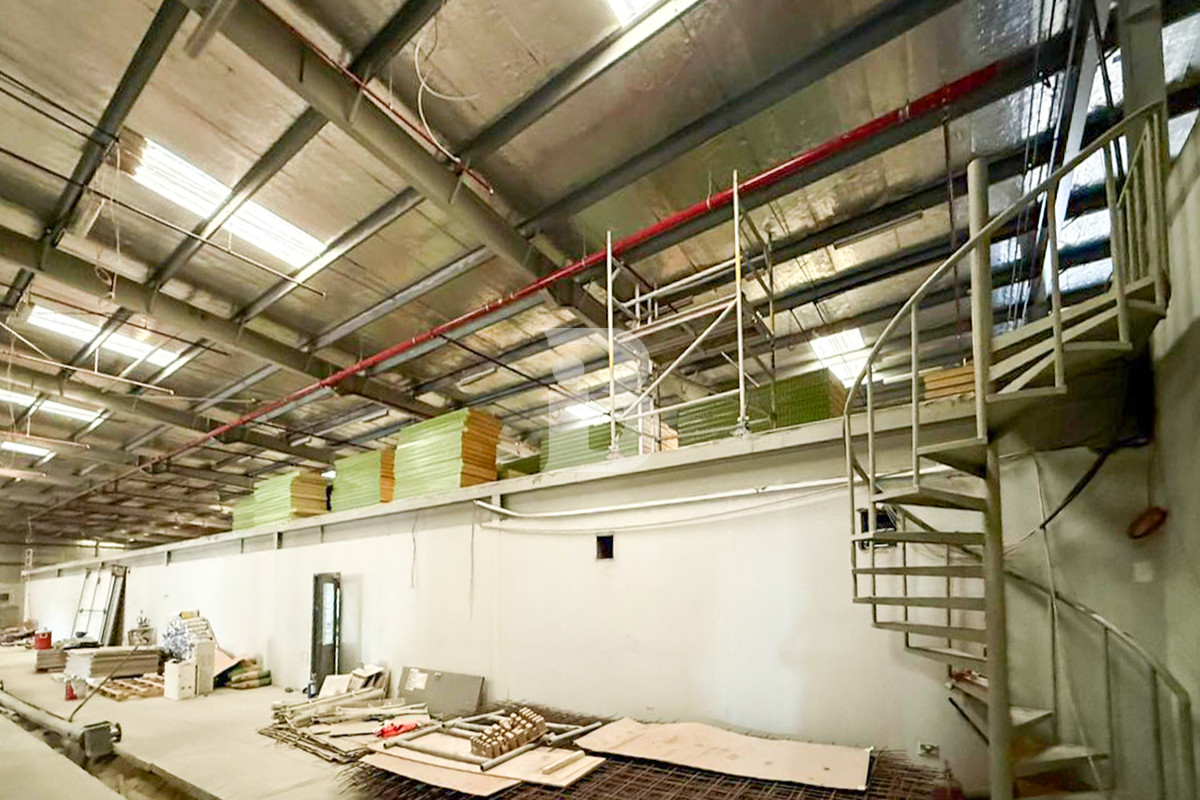 GREAT LOCATION | LOGISTICS | VACANT