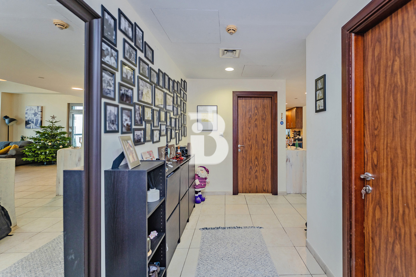 executive 1 bed spacious for rent